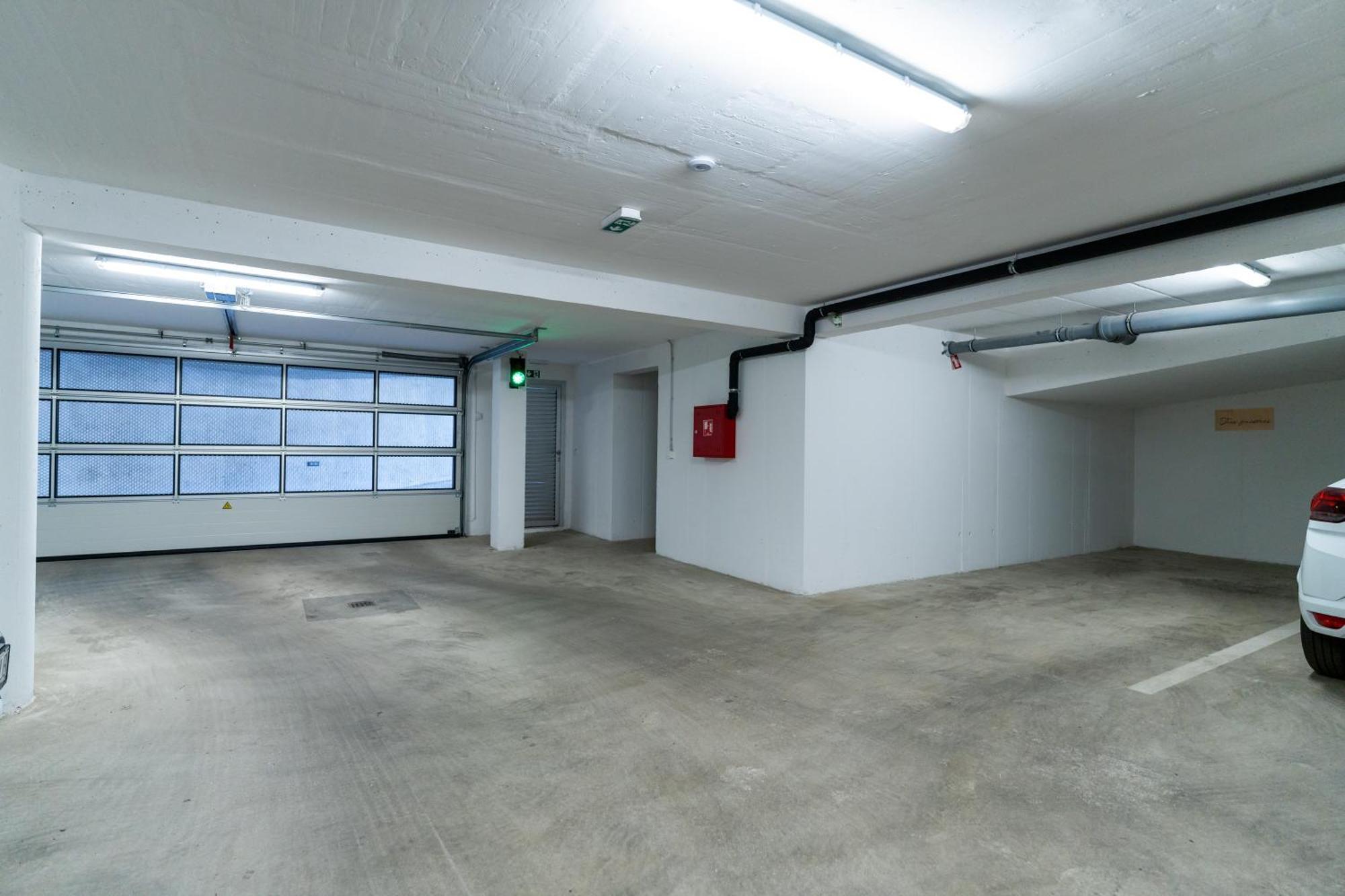 Tres Fenestras Zadar - Private Parking Exterior foto
